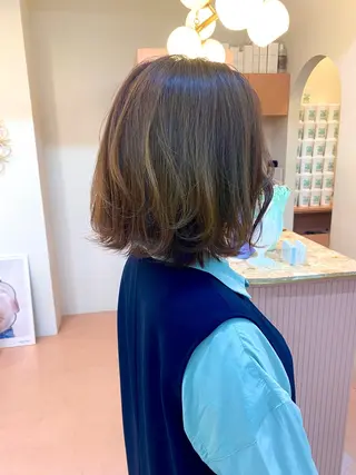 ミディアム カラー mite hikariのヘアスタイル