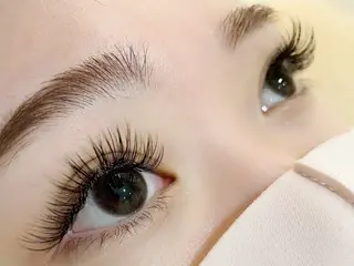 マツエク・マツパ Nail＆Eyelash Salon Lea  五井店所属・Lea 望月のマツエク・マツパデザイン