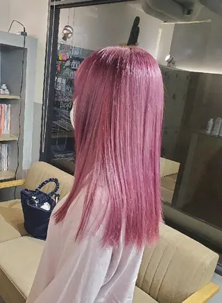 セミロング ✨本日空きあります✨ 遠田コウヘイ🌟のヘアスタイル