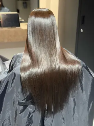 ロング パーマ ブリーチなしカラー I 髪質改善Ⅰたつやのヘアスタイル