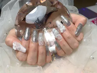 ネイル エンジェル ヒーリング 矢場町店のネイルデザイン