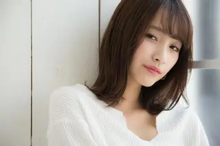 ミディアム 透明感ハイトーン☆ 今津 佑太のヘアスタイル
