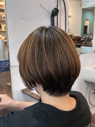 ショート カラー 清水 洋美のヘアスタイル