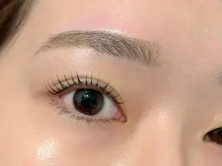 アイブロウ One'Ness所属・ワンネス トータルビューティーの眉毛・アイブロウイメージ