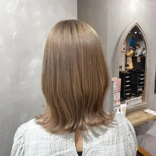 ミディアム カラー 梅田美容室 山崎海波のヘアスタイル