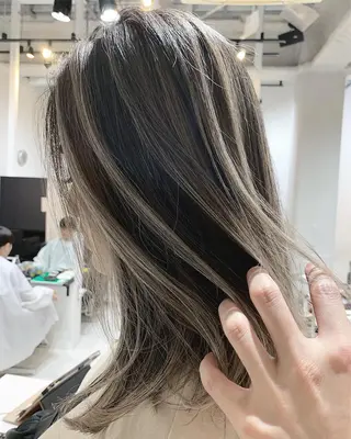 ミディアム カラー ヘアアレンジ 髪質改善land千葉所属・阿部 圭悟のヘアスタイル