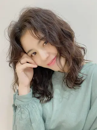 セミロング カラー 💚 nao💚のヘアスタイル