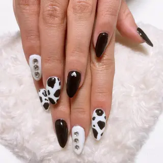 ネイル The Best Beauty受付担当のヘアスタイル