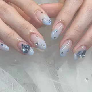 ネイル 内田 里穂のネイルデザイン