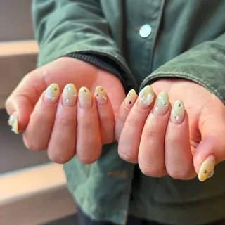 ネイル Nail salon coffret あべの店所属・coffret. smpyのネイルデザイン