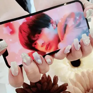 ネイル RUNWAY 　　の眉毛・アイブロウイメージ