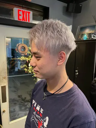 ショート カラー パーマ ヘアアレンジ メンズ キッズ HairSignature所属・ブリーチ指名神戸 No.1美容師RENのヘアスタイル