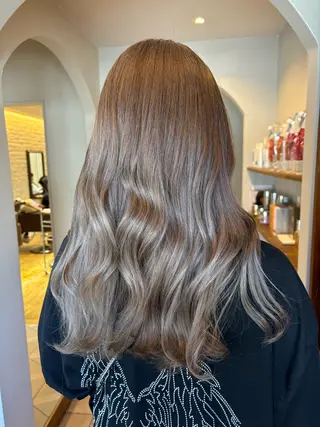 セミロング 透明感カラー🎀 tasty／makoのヘアスタイル