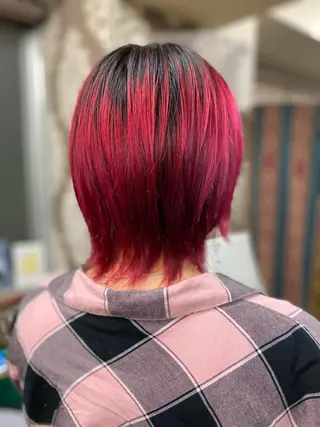 カラー masa ディレクターのヘアスタイル