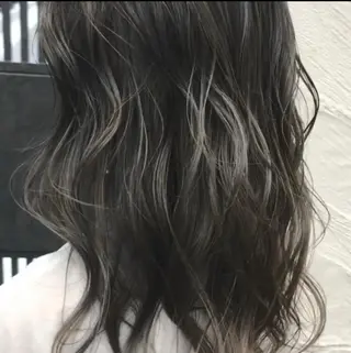 ミディアム カラー AMI Hair  supply所属・髪質改善カラー 韓国風レイヤーのヘアスタイル