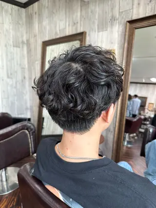 ショート パーマ メンズ 庭山 理沙のヘアスタイル