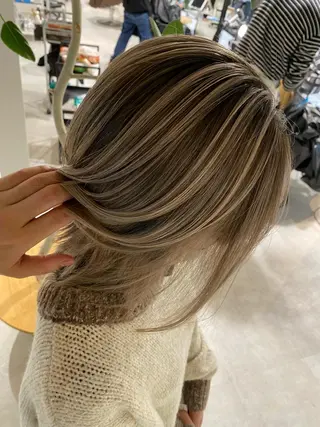 セミロング FLEEK 安立徹のヘアスタイル