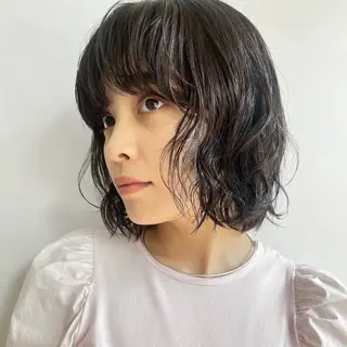 ショート パーマ 顔まわり/レイヤー/ 透明感/まいな🥨のヘアスタイル
