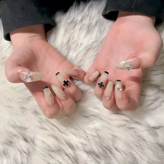 ロング mao .のネイルデザイン