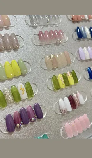 ネイル モナ& ミユのネイルデザイン