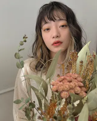 ミディアム カラー パーマ ヘアアレンジ メンズ キッズ ネイル マツエク・マツパ 🫧垢抜けヘア🫧 SHIORIのヘアスタイル