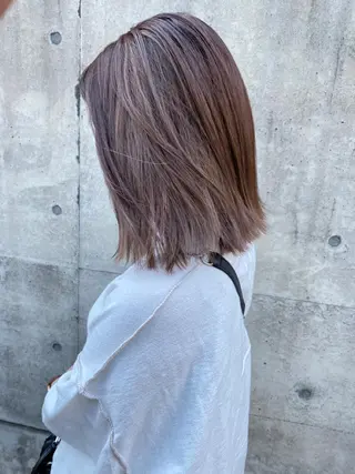 ミディアム カラー Living所属・ヨシモトリョウ 髪質改善/美髪のヘアスタイル