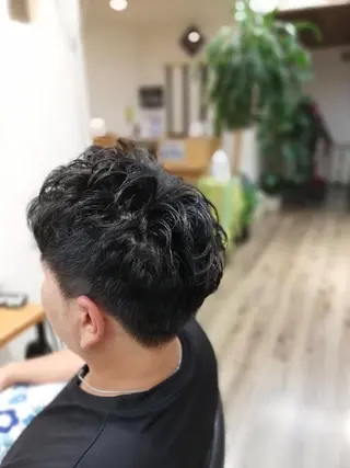 ショート パーマ メンズ 北林 弘展のヘアスタイル