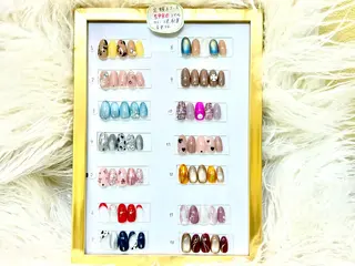 ネイル Queennail 北堀江megumiのネイルデザイン