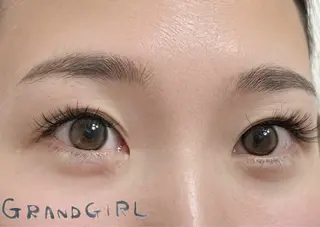 マツエク・マツパ GRANDGIRL所属・ヨシダ セリナのマツエク・マツパデザイン