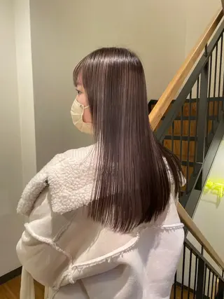 ロング カラー hen所属・心斎橋/レイヤー/ ブリーチ/モエのヘアスタイル