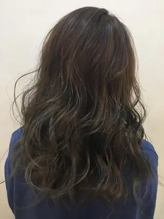 ロング カラー volta∞knot所属・狩野 羅夢のヘアスタイル
