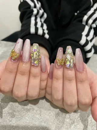 ネイル Raviliss ♡のネイルデザイン