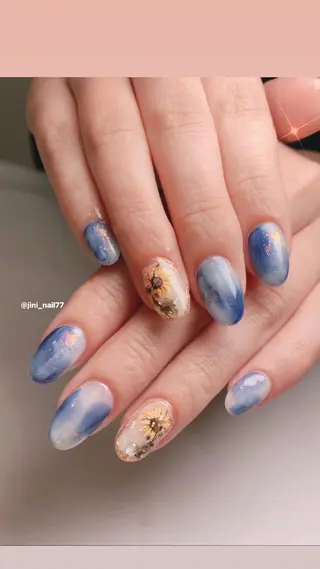 ネイル JINI NAIL所属・ジニ ネイルのネイルデザイン