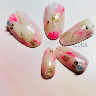 ネイル VOGUE ×SWANのネイルデザイン