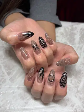 ネイル maxkelly nishiguchiのネイルデザイン