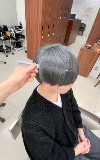 カラー メンズ 片岡 勇翔のヘアスタイル