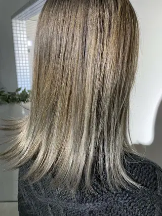 セミロング 篠原 侑作のヘアスタイル