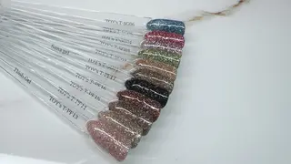 ネイル tomo ♡のネイルデザイン