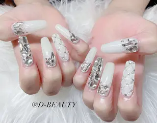 ネイル D-BEAUTY Nailsalonのネイルデザイン