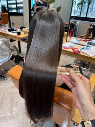 ロング 髪質改善美容室 si by bokuno銀座所属・美髪矯正 selyaのヘアスタイル
