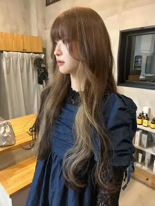 カラー Piu-所属・古澤 芽依のヘアスタイル