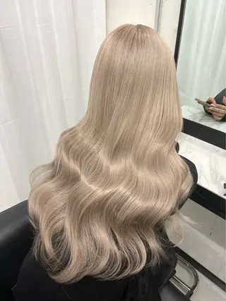 ロング エクステ・レイヤ ーカットLay.のヘアスタイル