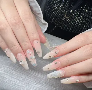 ネイル Lee Nailsのネイルデザイン