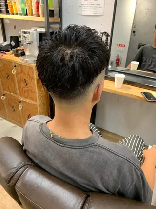 ショート QUONHEAL 淀屋橋所属・阿部 春道のヘアスタイル