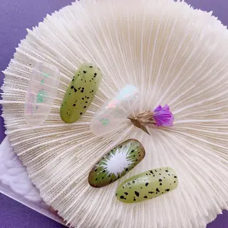 ネイル ビューティーサロン ヘゼリヒのネイルデザイン