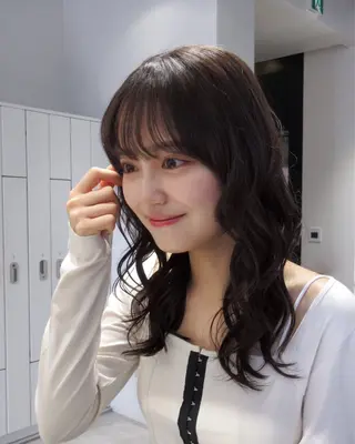 ミディアム パーマ 髪質改善カラー Unami 太田英寿のヘアスタイル