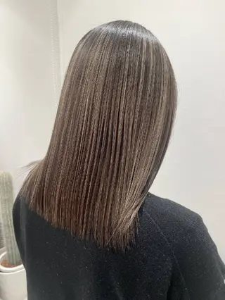 カラー ロング 極艶縮毛／髪質改善／ KOTAのヘアスタイル