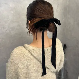 セミロング ヘアアレンジ NUMBER_ ユイナのヘアスタイル