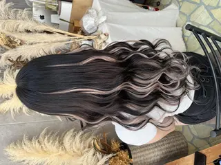 ロング 髪質改善ブリーチ毛 限定!吉田、植田のヘアスタイル