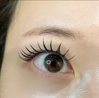 マツエク・マツパ emu所属・持続力、モチ重視 emu🍒ayumiのマツエク・マツパデザイン